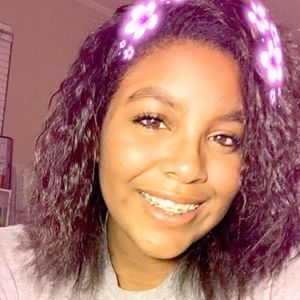 Meet your Posher, Perris